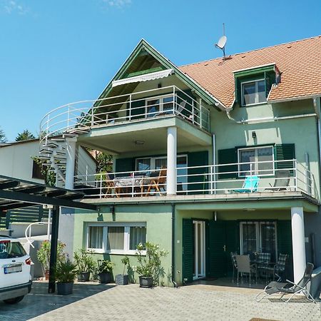 Fuegefa Apartman Balatonalmádi Εξωτερικό φωτογραφία