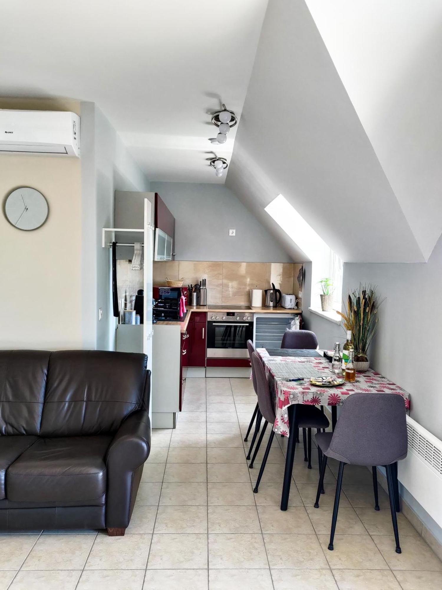 Fuegefa Apartman Balatonalmádi Εξωτερικό φωτογραφία