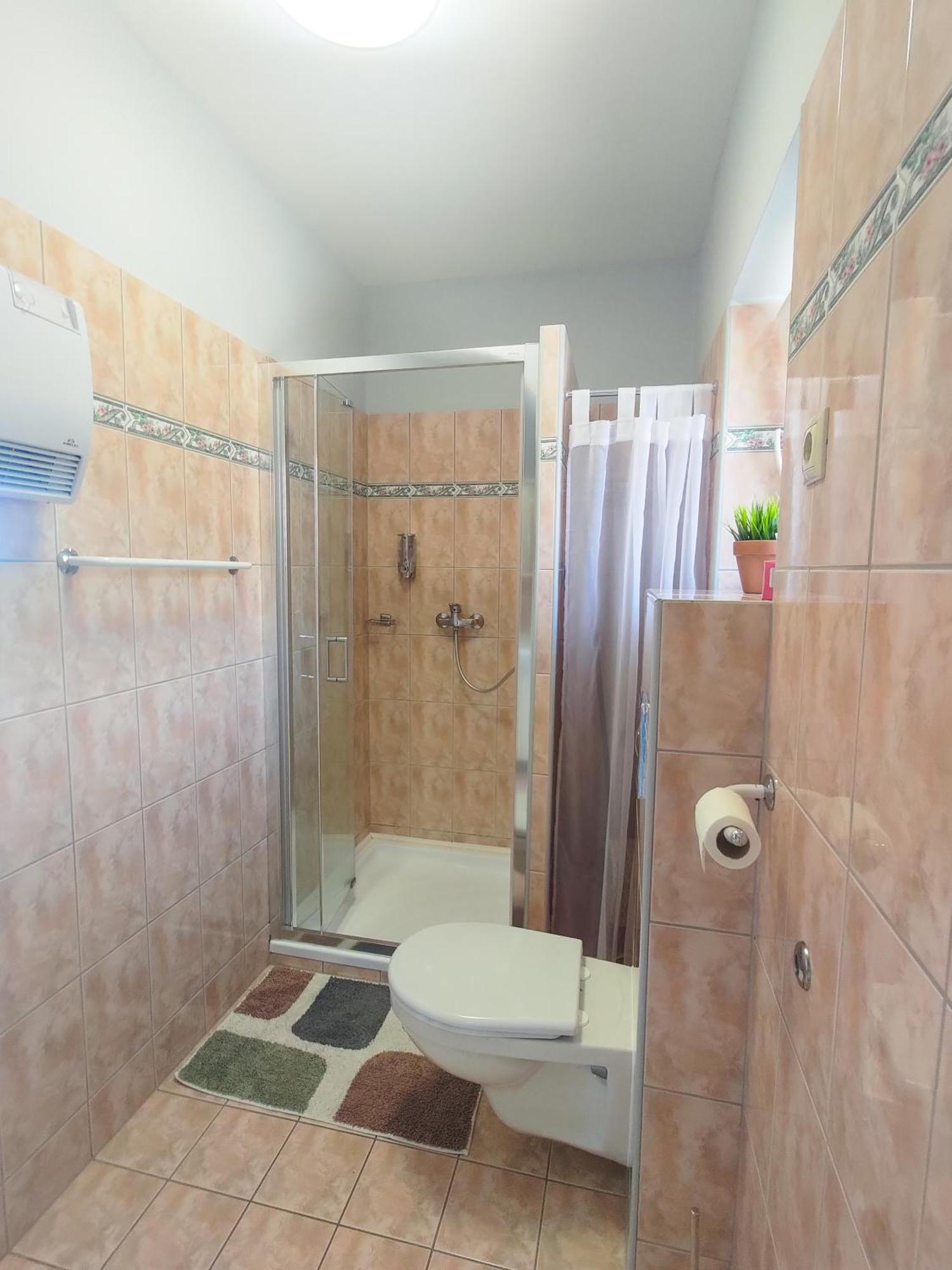 Fuegefa Apartman Balatonalmádi Εξωτερικό φωτογραφία