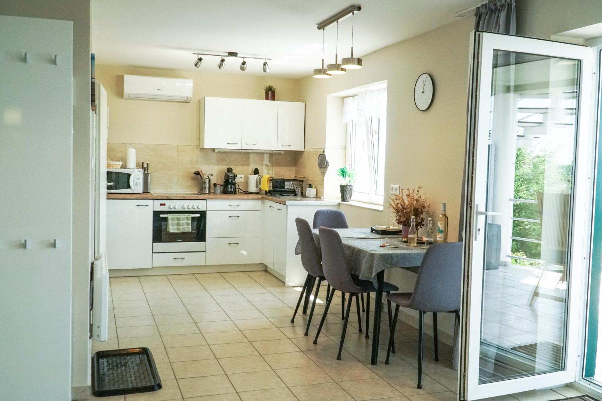 Fuegefa Apartman Balatonalmádi Εξωτερικό φωτογραφία
