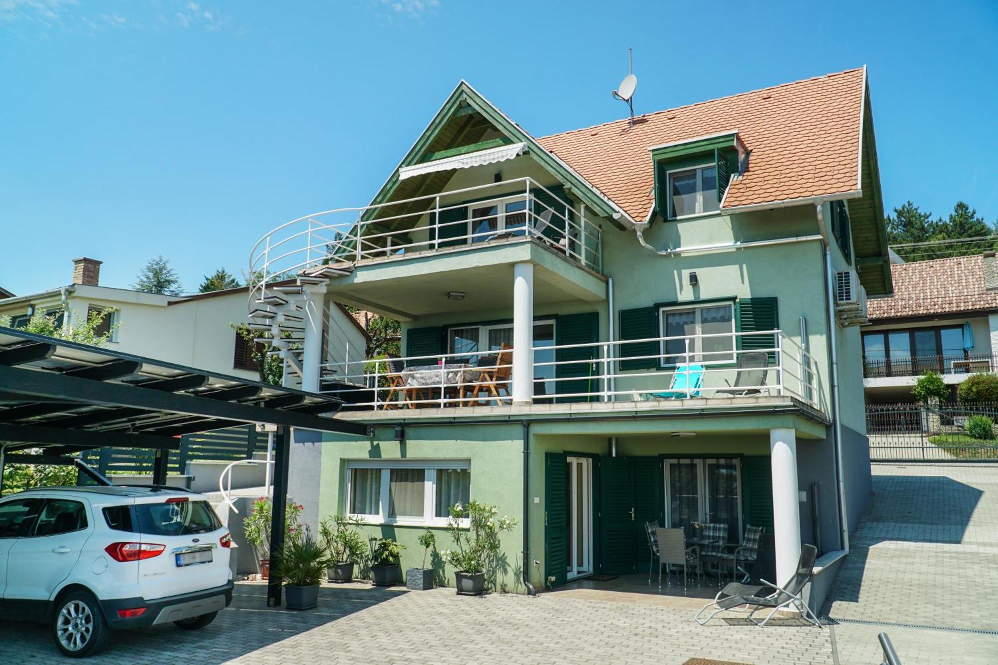 Fuegefa Apartman Balatonalmádi Εξωτερικό φωτογραφία
