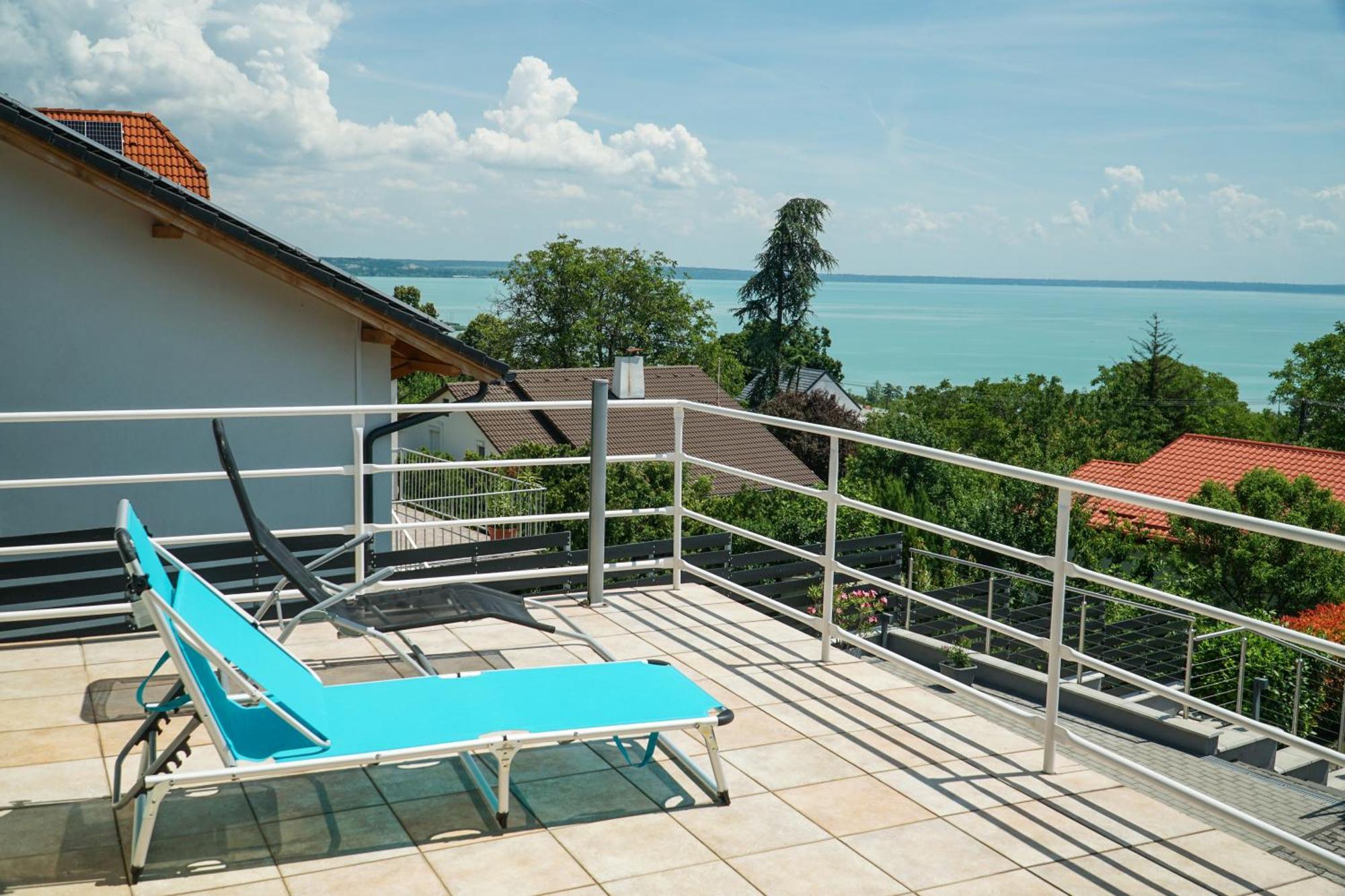 Fuegefa Apartman Balatonalmádi Εξωτερικό φωτογραφία