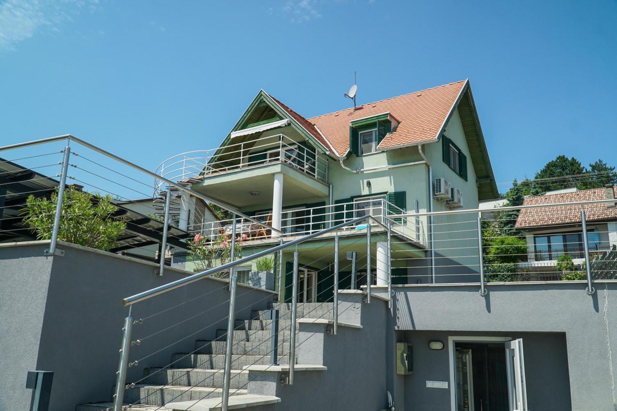 Fuegefa Apartman Balatonalmádi Εξωτερικό φωτογραφία