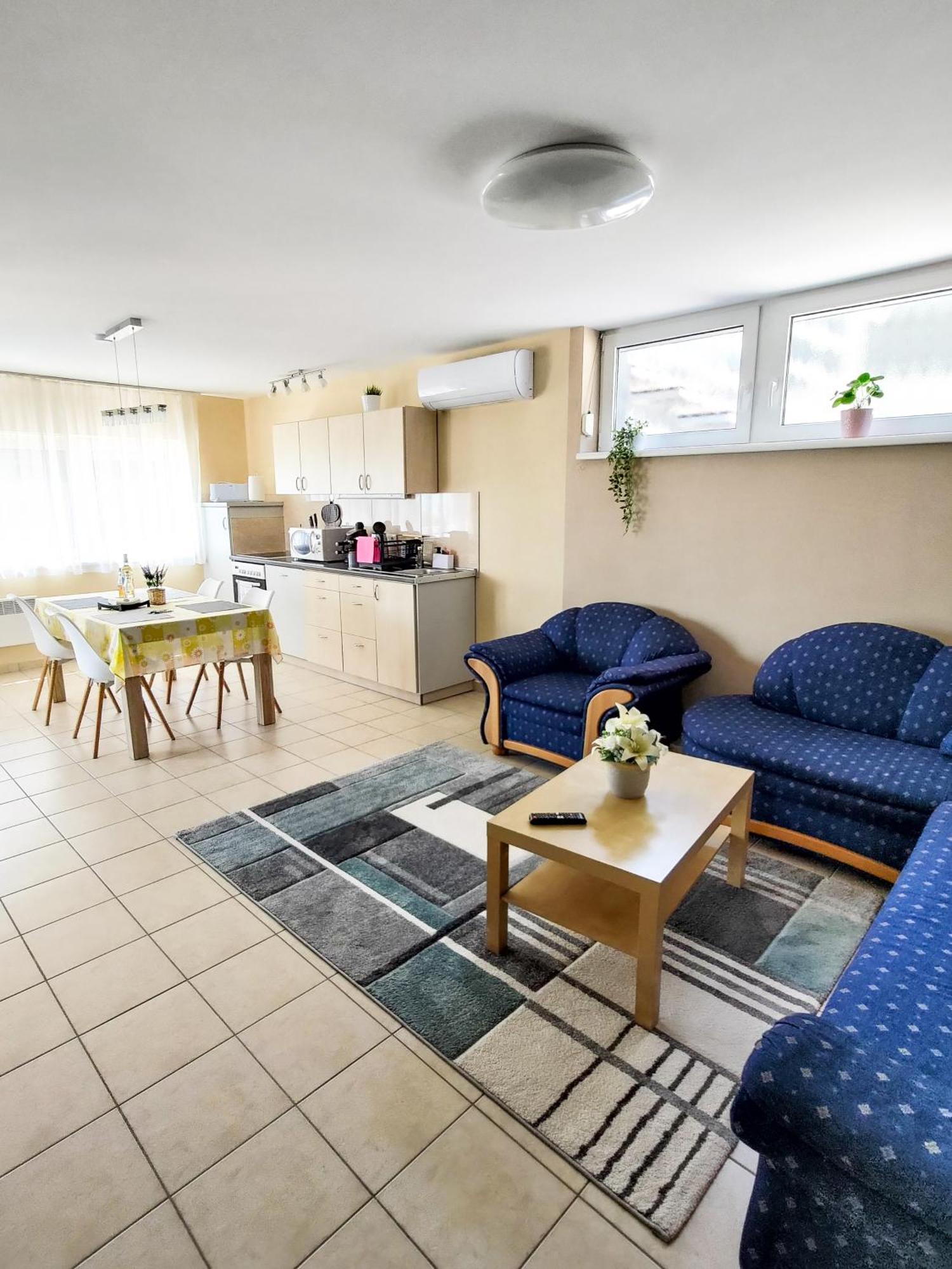 Fuegefa Apartman Balatonalmádi Εξωτερικό φωτογραφία